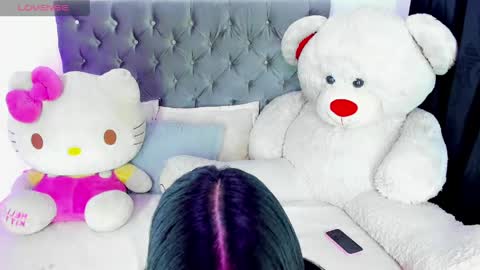 Snapshot of x_indomitable1 chatting on 04/22/26, 03:20 Maria Juliana online show from 04/22/26, 03:20