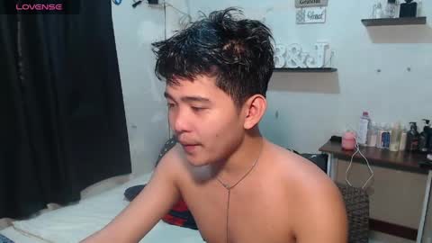 Snapshot of x_jemy22 chatting on 05/22/26, 11:38 Jemy online show from 05/22/26, 11:38