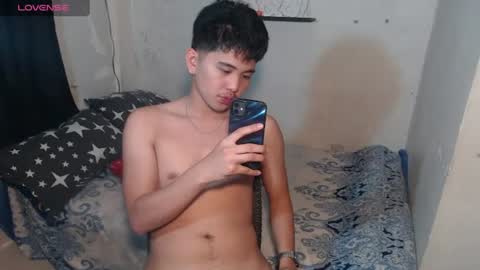 Snapshot of x_jemy22 chatting on 06/23/26, 10:46 Jemy online show from 06/23/26, 10:46