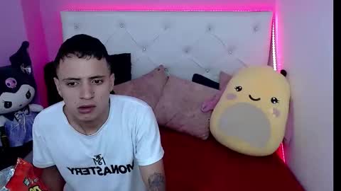 x_kikke_x online show from 10/06/25, 01:08