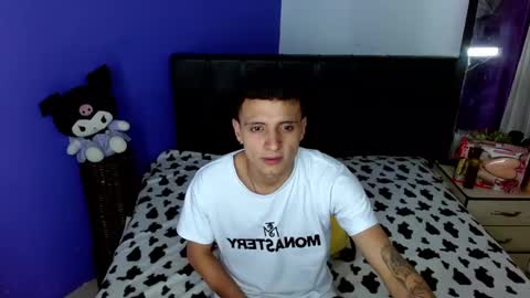 x_kikke_x online show from 10/16/25, 04:35