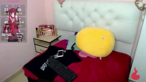 x_kikke_x online show from 10/23/25, 03:22