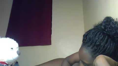 X melanine online show from 12/16/25, 12:37