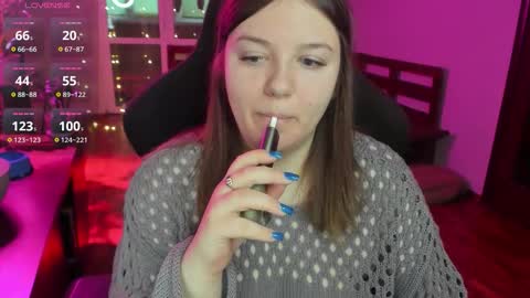 Snapshot of x_nirvana_x chatting on 02/18/26, 04:52 LOVE NERDS ONLY online show from 02/18/26, 04:52