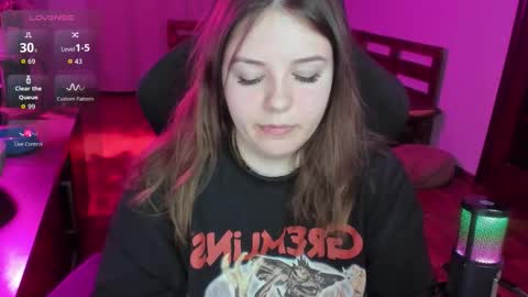 Snapshot of x_nirvana_x chatting on 03/22/26, 12:14 LOVE NERDS ONLY online show from 03/22/26, 12:14