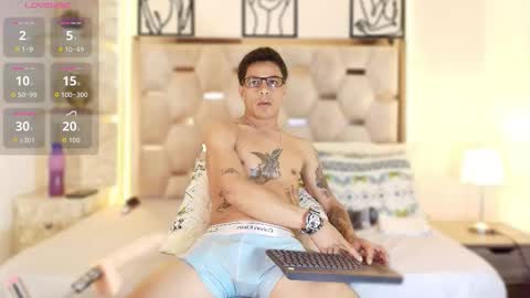 Snapshot of xabier_583 chatting on 12/20/25, 09:00 xabier online show from 12/20/25, 09:00