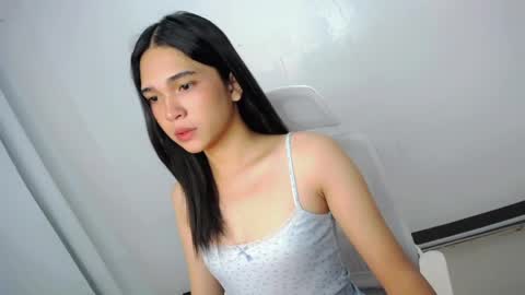 xairah_doux online show from 05/08/26, 12:27
