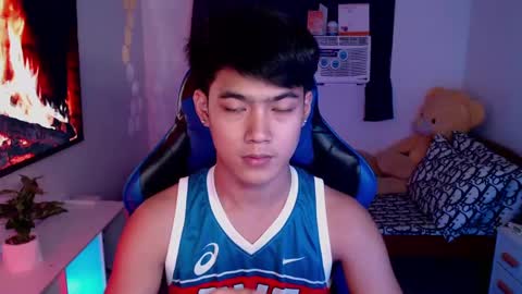 Snapshot of xaldrian_destroyer chatting on 12/08/24, 10:30 Prince Aldrian online show from 12/08/24, 10:30