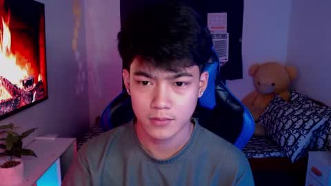 Snapshot of xaldrian_destroyer chatting on 01/03/25, 02:30 Prince Aldrian online show from 01/03/25, 02:30