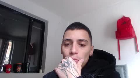 xalejo_max online show from 10/17/25, 04:31