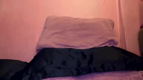 Snapshot of xalluringamberxx chatting on 12/16/25, 08:30 xalluringamberxx online show from 12/16/25, 08:30