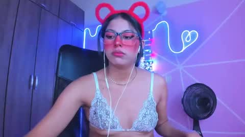 XALLYSONX online show from 02/01/25, 02:24