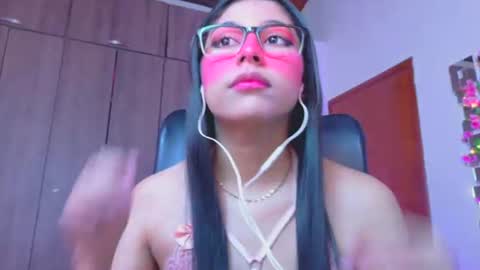 Snapshot of xallysonx_ chatting on 06/20/26, 11:46 XALLYSONX online show from 06/20/26, 11:46