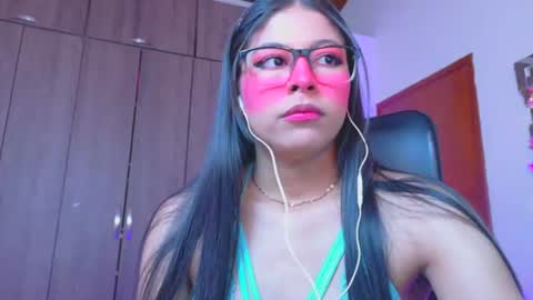 Snapshot of xallysonx_ chatting on 07/02/26, 11:49 XALLYSONX online show from 07/02/26, 11:49