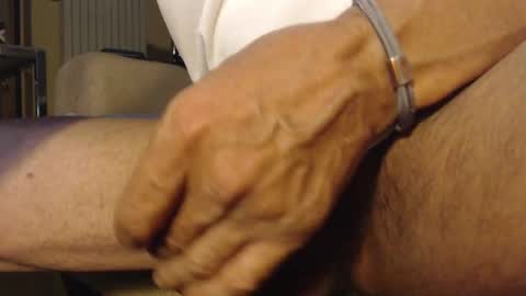 Snapshot of xanax2019 chatting on 03/08/25, 12:44 xanax2019 online show from 03/08/25, 12:44