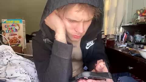 Snapshot of xander0zzz chatting on 02/01/26, 03:32 xander0zzz online show from 02/01/26, 03:32