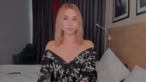 Snapshot of xander_novak chatting on 03/24/26, 11:04 xander_novak online show from 03/24/26, 11:04