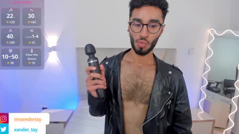 Snapshot of xander_tay chatting on 01/22/25, 08:49 ISSANDER online show from 01/22/25, 08:49