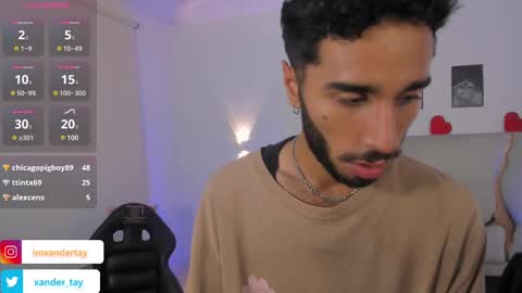 Snapshot of xander_tay chatting on 02/21/25, 02:06 ISSANDER online show from 02/21/25, 02:06