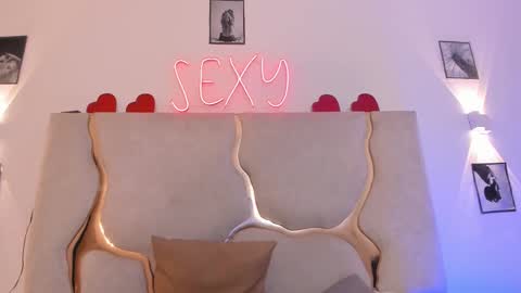 Snapshot of xander_tay chatting on 03/02/25, 12:53 ISSANDER online show from 03/02/25, 12:53