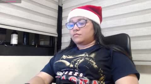 Snapshot of xander_taylor_ chatting on 12/19/25, 06:31 xander_taylor_ online show from 12/19/25, 06:31