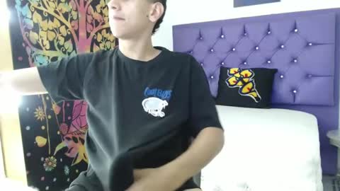 Andres online show from 01/24/25, 04:17