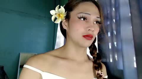 Snapshot of xangel_redx chatting on 01/20/25, 02:53 ANGEL online show from 01/20/25, 02:53