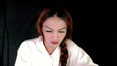 Snapshot of xangel_redx chatting on 04/23/26, 12:29 ANGEL online show from 04/23/26, 12:29