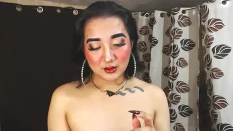 Nira   NOT INTO CHEAP GUYS  online show from 01/18/25, 11:33