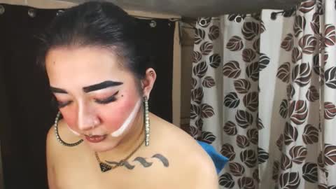 Nira   NOT INTO CHEAP GUYS  online show from 01/25/25, 10:07