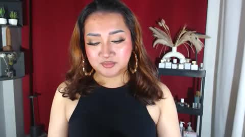 Nira   NOT INTO CHEAP GUYS  online show from 09/14/25, 08:08