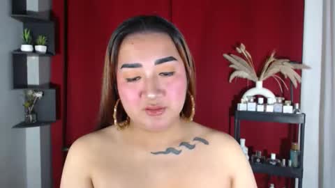 Nira   NOT INTO CHEAP GUYS  online show from 09/25/25, 02:21