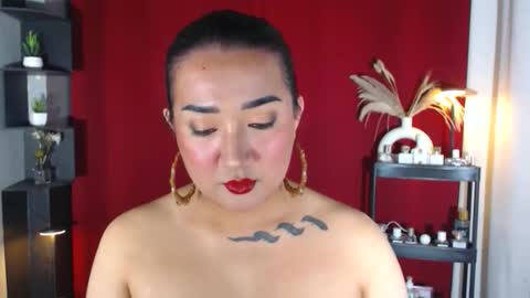 Nira   NOT INTO CHEAP GUYS  online show from 10/16/25, 09:05