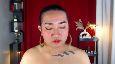 Nira   NOT INTO CHEAP GUYS  online show from 10/26/25, 02:34