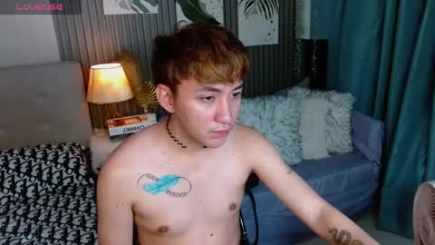 khris online show from 11/28/25, 01:58