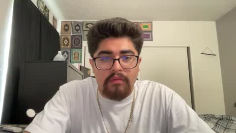 xavier_1169 online show from 09/18/25, 04:09