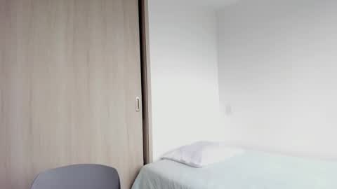 Snapshot of xavier_colleman chatting on 01/22/25, 04:44 Xavier online show from 01/22/25, 04:44