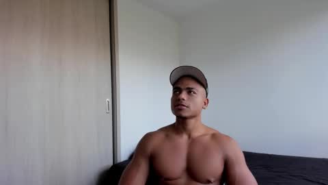 Snapshot of xavier_colleman chatting on 01/25/25, 08:10 Xavier online show from 01/25/25, 08:10