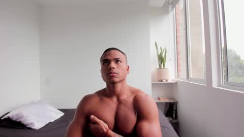 Snapshot of xavier_colleman chatting on 02/04/25, 12:44 Xavier online show from 02/04/25, 12:44