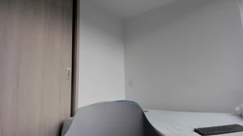 Snapshot of xavier_colleman chatting on 02/17/25, 07:42 Xavier online show from 02/17/25, 07:42