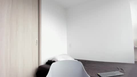 Snapshot of xavier_colleman chatting on 02/28/25, 07:46 Xavier online show from 02/28/25, 07:46