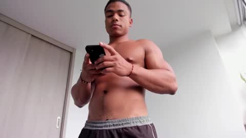 Snapshot of xavier_colleman chatting on 03/06/25, 09:31 Xavier online show from 03/06/25, 09:31