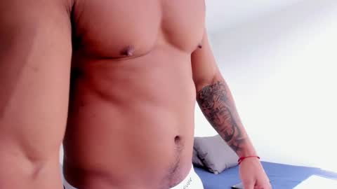 Snapshot of xavier_colleman chatting on 03/08/25, 02:51 Xavier online show from 03/08/25, 02:51