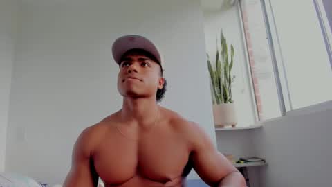 Snapshot of xavier_colleman chatting on 09/13/25, 05:13 Xavier online show from 09/13/25, 05:13