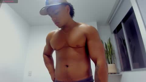 Snapshot of xavier_colleman chatting on 10/03/25, 12:51 Xavier online show from 10/03/25, 12:51