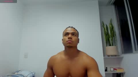 Snapshot of xavier_colleman chatting on 10/06/25, 12:52 Xavier online show from 10/06/25, 12:52