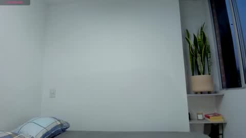 Snapshot of xavier_colleman chatting on 10/12/25, 10:53 Xavier online show from 10/12/25, 10:53