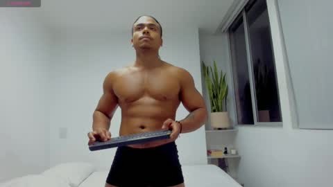 Snapshot of xavier_colleman chatting on 11/01/25, 01:51 Xavier online show from 11/01/25, 01:51