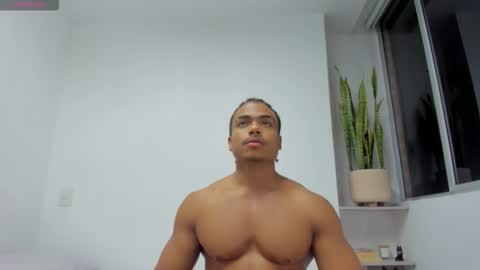 Snapshot of xavier_colleman chatting on 11/15/25, 02:09 Xavier online show from 11/15/25, 02:09