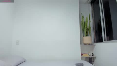 Snapshot of xavier_colleman chatting on 11/16/25, 12:27 Xavier online show from 11/16/25, 12:27